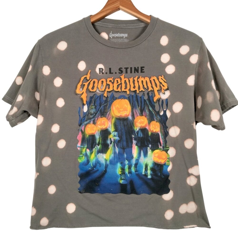 Goosebumps Shirt Women Medium Cropped Pumpkin Head Graphic Bleach Dyed Gray